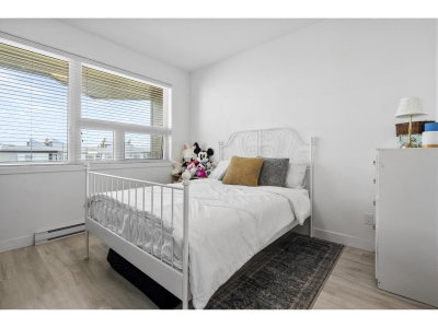 32828 LANDEAU Place | Abbotsford British Columbia | Slide Image Twenty