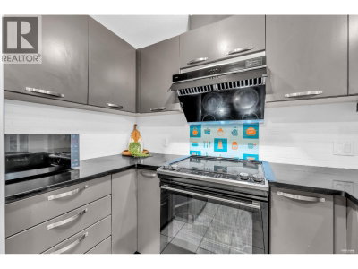 7488 BYRNEPARK Walk | Burnaby British Columbia | Slide Image Ten