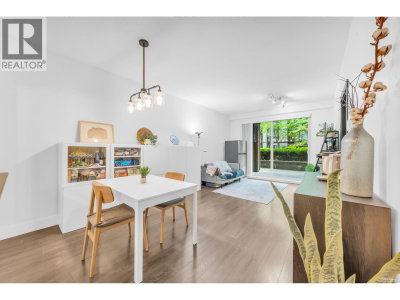 7488 BYRNEPARK Walk | Burnaby British Columbia | Slide Image Twelve