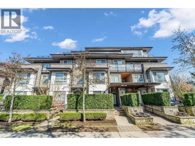 7488 BYRNEPARK Walk | Burnaby British Columbia | Slide Image Three