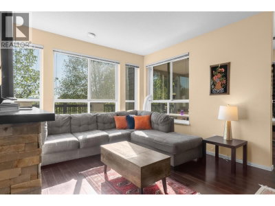 3050 DAYANEE SPRINGS Boulevard | Coquitlam British Columbia | Slide Image Eight