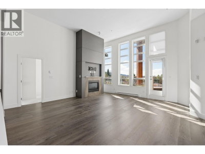 3602 ALDERCREST Drive | North Vancouver British Columbia | Slide Image Four
