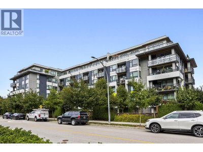 3018 ST GEORGE Street | Port Moody British Columbia | Slide Image Thirty-two