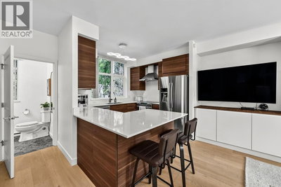 2088 MADISON Avenue | Burnaby British Columbia | Slide Image Nine