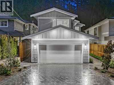 23C GLENMORE Drive | West Vancouver British Columbia | Slide Image Fourteen
