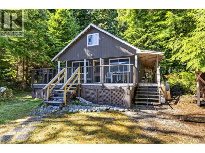 15 DEBECK | Pitt Meadows British Columbia | Slide Image Two