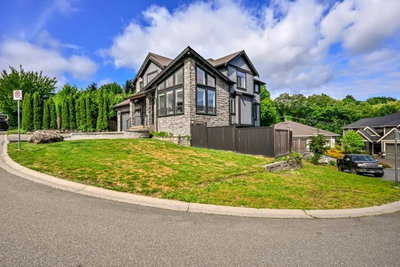 33861 MELBURN Drive | Mission British Columbia | Slide Image Three