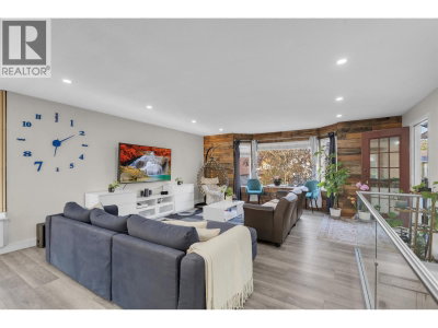 12183 234 Street | Maple Ridge British Columbia | Slide Image Eleven