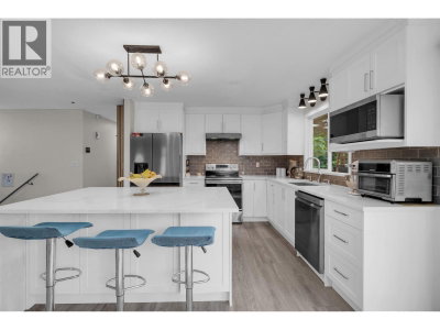 12183 234 Street | Maple Ridge British Columbia | Slide Image Twelve