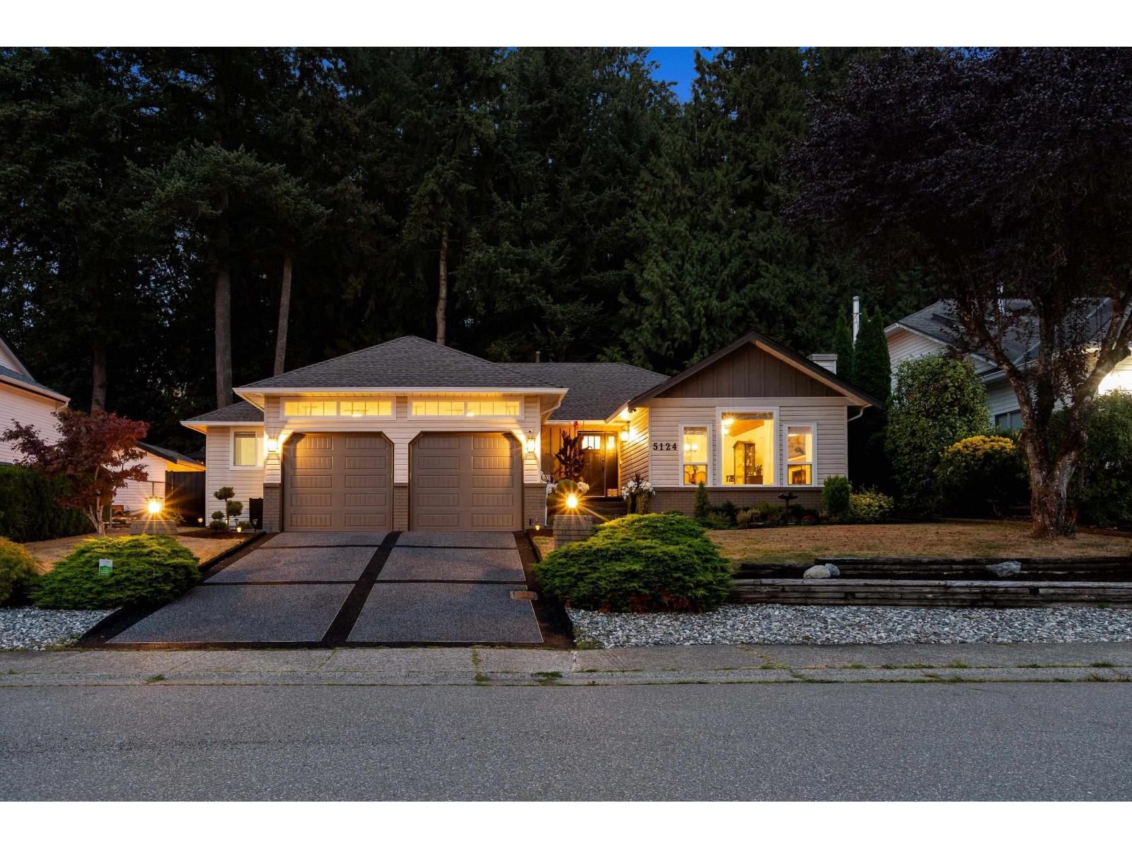 5124 219A Street, Langley, British Columbia V3A 8P8