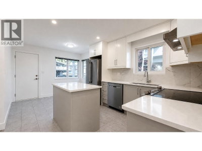23 FELL Avenue | Burnaby British Columbia | Slide Image Thirteen