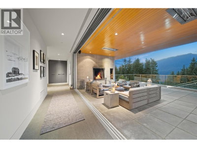 2980 TRAIL'S END Lane | Whistler British Columbia | Slide Image Twenty