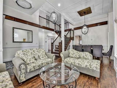15181 68A Avenue | Surrey British Columbia | Slide Image Eight