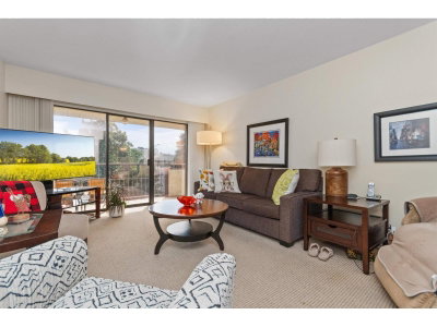 32885 GEORGE FERGUSON Way | Abbotsford British Columbia | Slide Image Seven