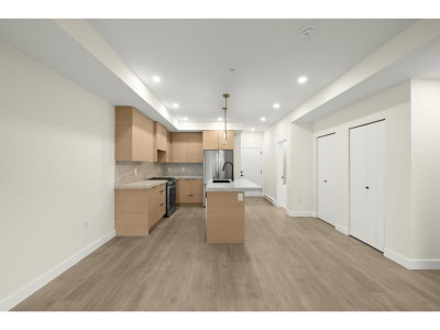 15353 17 Avenue | Surrey British Columbia | Slide Image Eight