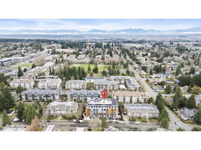 15353 17 Avenue | Surrey British Columbia | Slide Image Forty