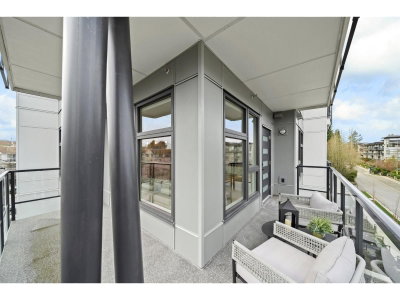 15353 17 Avenue | Surrey British Columbia | Slide Image Twenty-five