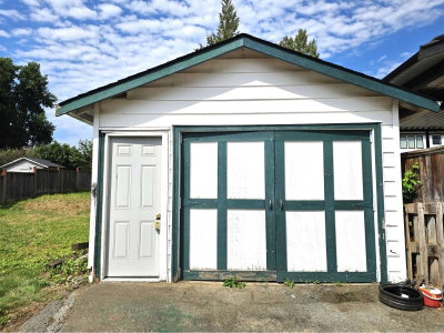 33817 MAYFAIR Avenue | Abbotsford British Columbia | Slide Image Twenty-nine