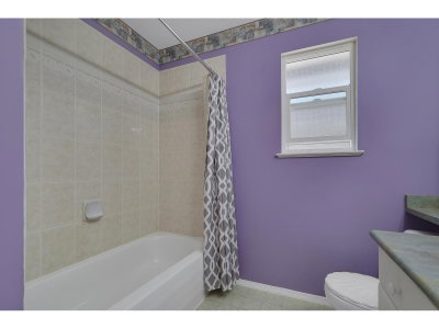 18539 67A Avenue | Surrey British Columbia | Slide Image Twenty-eight