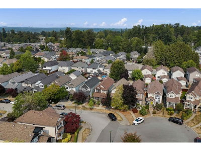 18539 67A Avenue | Surrey British Columbia | Slide Image Thirty-two