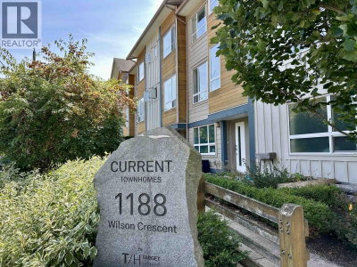 1188 WILSON Crescent | Squamish British Columbia | Slide Image Four