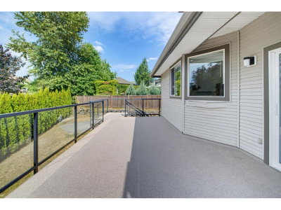 35411 NAKISKA Court | Abbotsford British Columbia | Slide Image Sixteen