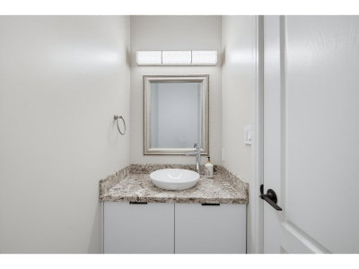 35411 NAKISKA Court | Abbotsford British Columbia | Slide Image Twenty-two