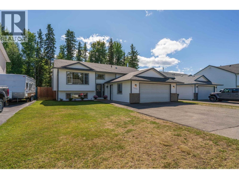 5423 WOODOAK Crescent Prince George British Columbia, V2K 5A6 - 5 Bedrooms Home For Sale