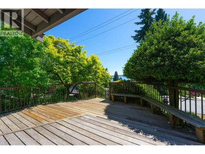 3341 MARINE Drive | West Vancouver British Columbia | Slide Image Twenty-six