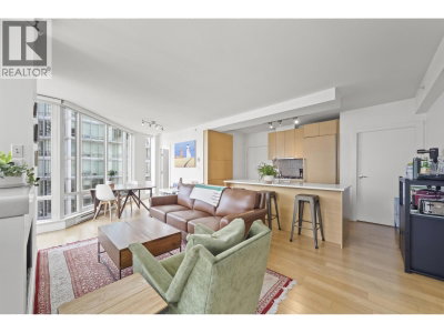565 SMITHE Street | Vancouver British Columbia | Slide Image Seven