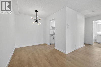 8511 ACKROYD Road | Richmond British Columbia | Slide Image Eight