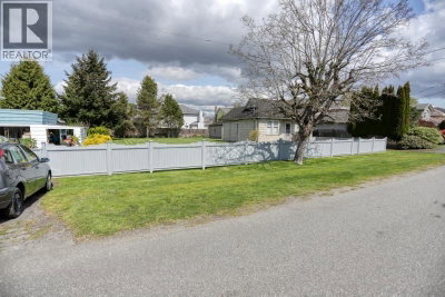 5211 MAPLE Road | Richmond British Columbia | Slide Image Thirteen