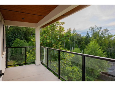 16671 30A Avenue | Surrey British Columbia | Slide Image Thirty-one