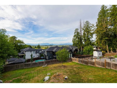 16671 30A Avenue | Surrey British Columbia | Slide Image Thirty-nine