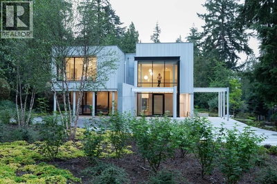 4725 4TH Avenue | Vancouver British Columbia | Slide Image Two