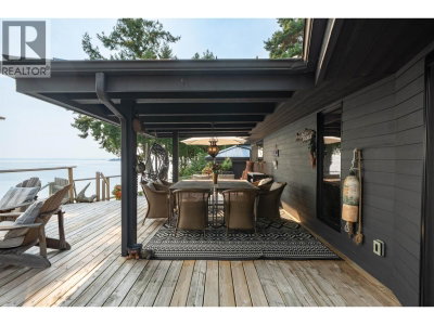 1801 ARBUTUS POINT Road | Bowen Island British Columbia | Slide Image Fifteen