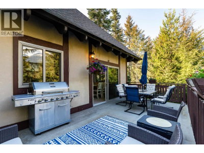 9167 EMERALD Drive | Whistler British Columbia | Slide Image Twenty-four
