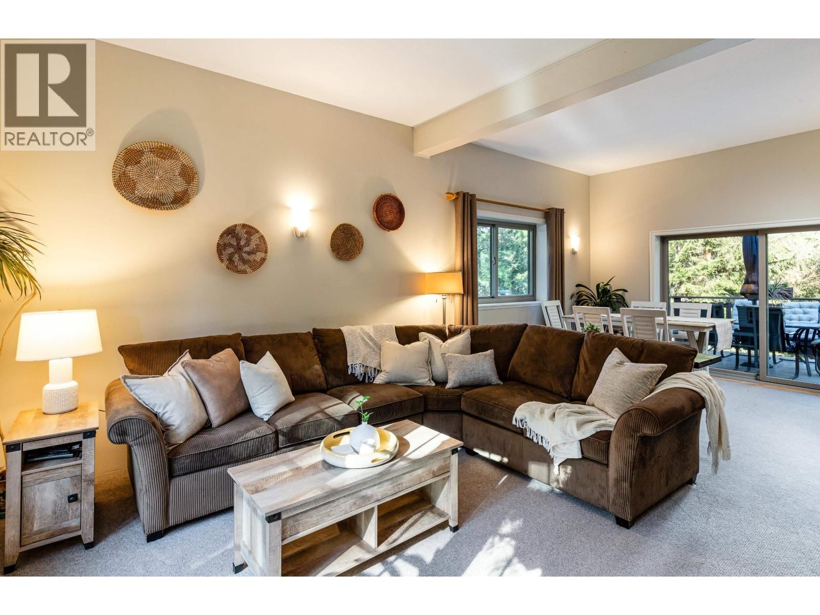 9167 EMERALD Drive property photo