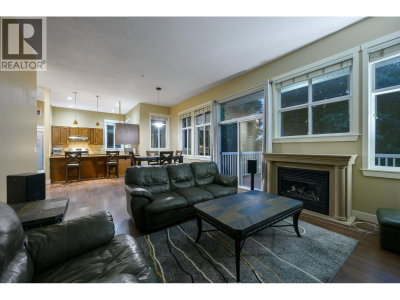 11160 234A Street | Maple Ridge British Columbia | Slide Image Fifteen