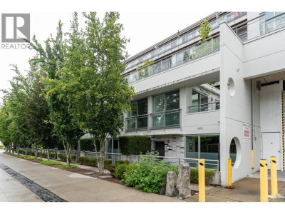 182 17TH Avenue | Vancouver British Columbia | Slide Image Thirty-four