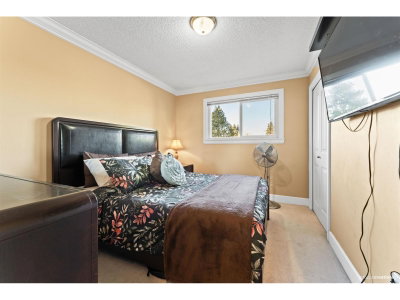 15796 95A Avenue | Surrey British Columbia | Slide Image Thirteen