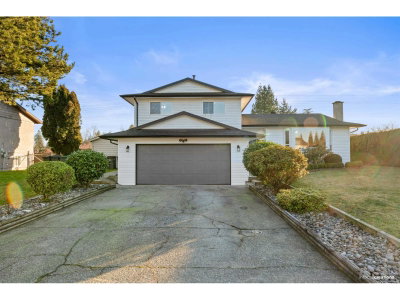 15796 95A Avenue | Surrey British Columbia | Slide Image Two