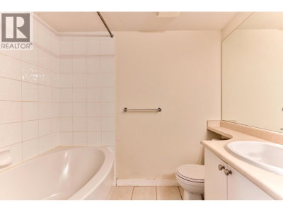 1420 PARKWAY Boulevard | Coquitlam British Columbia | Slide Image Sixteen