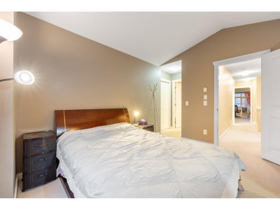 15151 34 Avenue | Surrey British Columbia | Slide Image Nineteen