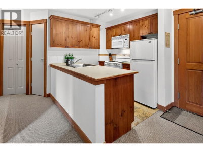 4660 BLACKCOMB Way | Whistler British Columbia | Slide Image Seven