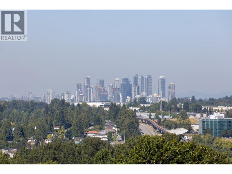 3771 BARTLETT Court Burnaby British Columbia, V3J 7G8 - 1 Bedroom Condo For Sale