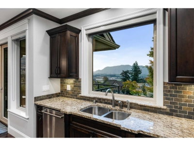 2462 JONQUIL Court | Abbotsford British Columbia | Slide Image Fourteen