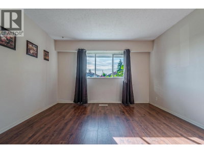 10671 AINTREE Crescent | Richmond British Columbia | Slide Image Twelve