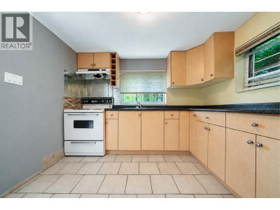 10671 AINTREE Crescent | Richmond British Columbia | Slide Image Sixteen