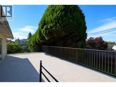 10671 AINTREE Crescent | Richmond British Columbia | Slide Image Seventeen